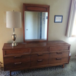 dresser set