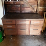 chest of drawers