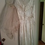 beautiful 1940's wedding dress