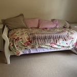 trundle bed