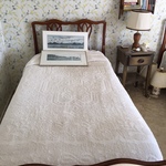 twin beds