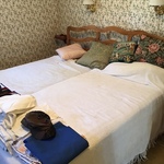 twin beds